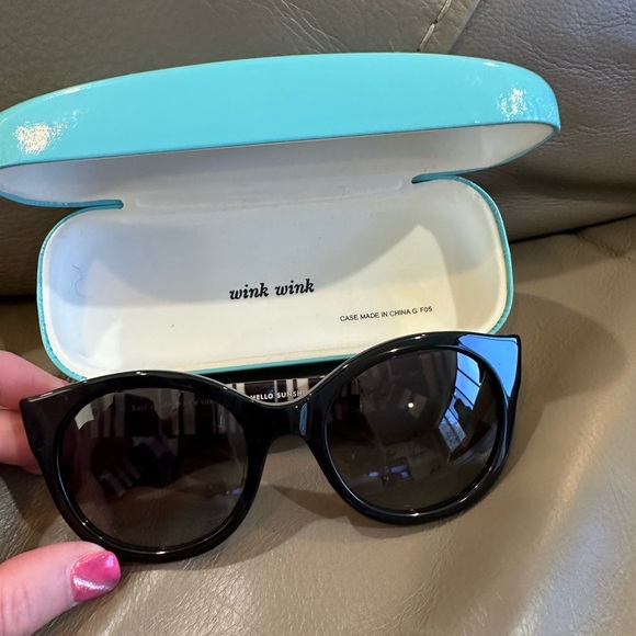 Kate Spade New York Hello Sunshine Sunglasses With Hard Case - Picture 2 of 5